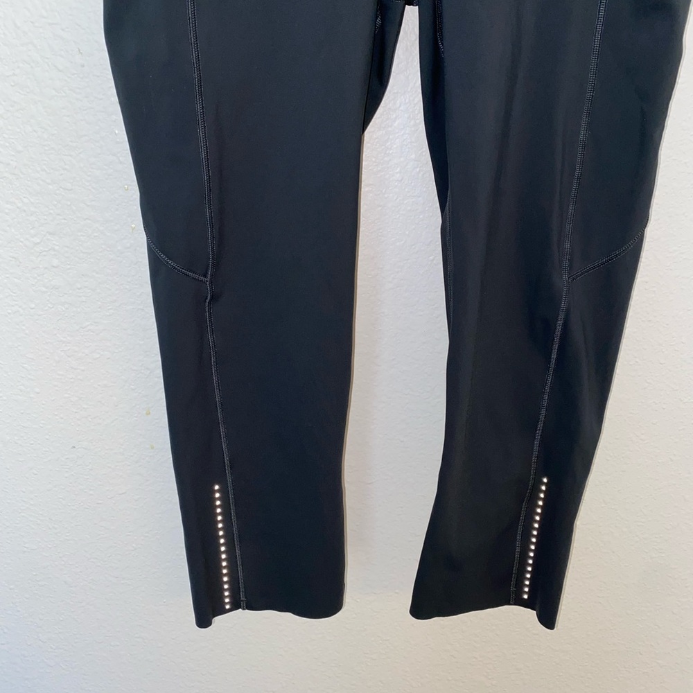 Lululemon fast & free nulux 19” size 8 EUC